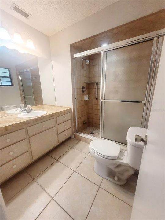 For Sale: $158,000 (2 beds, 2 baths, 1058 Square Feet)