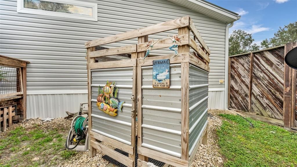 На продажу: $350,000 (3 спален, 2 ванн, 1664 Квадратных фут)