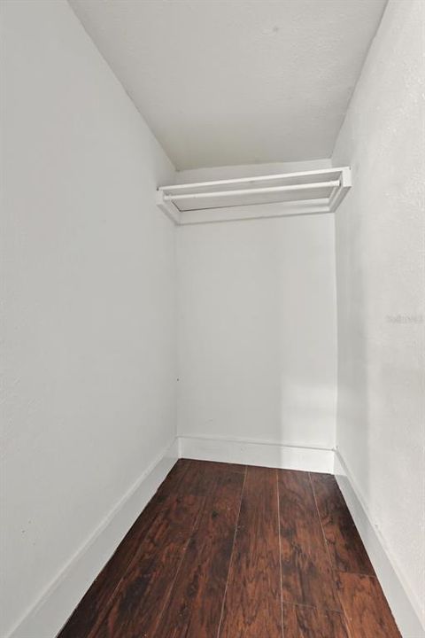 En Venta: $399,000 (4 camas, 3 baños, 1852 Pies cuadrados)