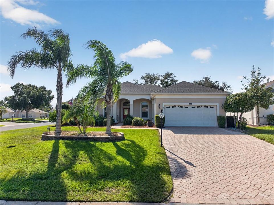 待售: $369,900 (3 贝兹, 2 浴室, 2301 平方英尺)