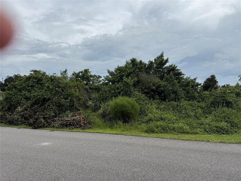 En Venta: $20,000 (0.23 acres)