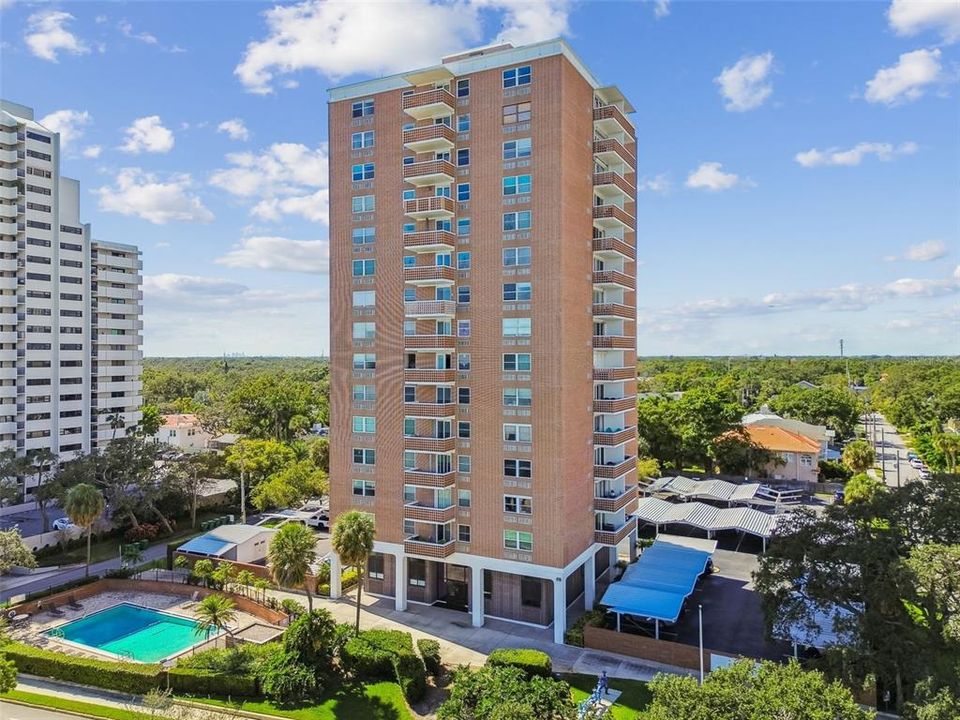 На продажу: $275,000 (1 спален, 1 ванн, 618 Квадратных фут)