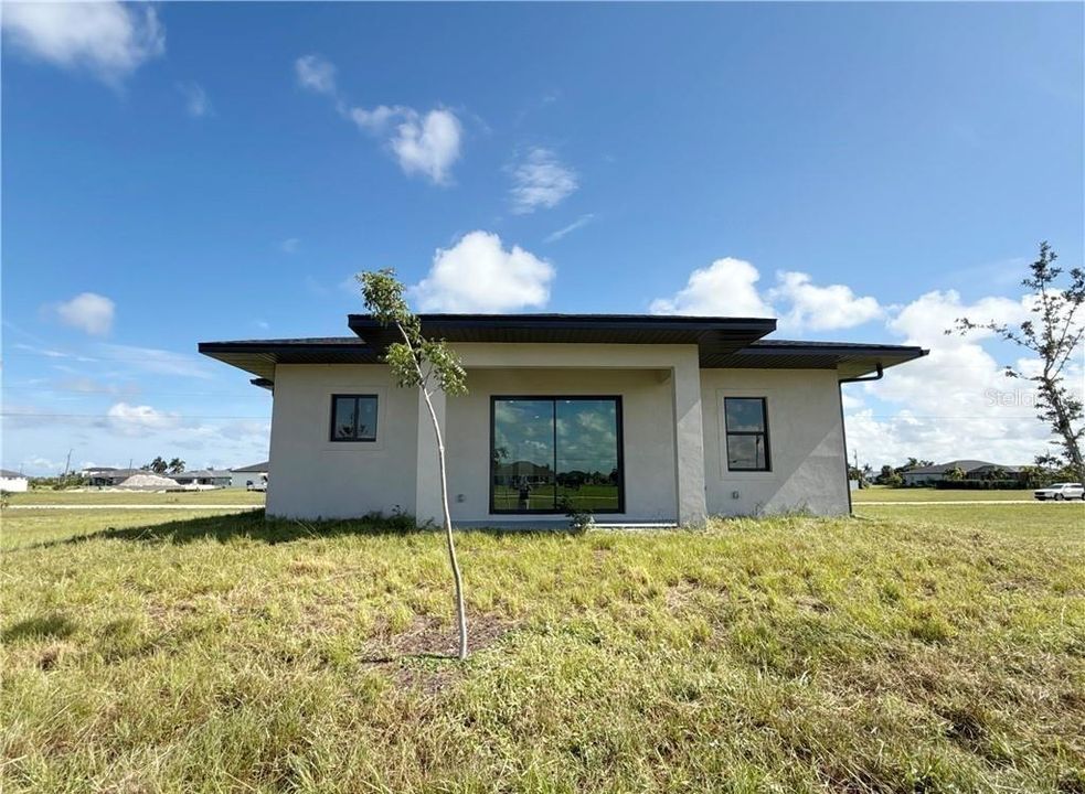 En Venta: $396,000 (4 camas, 3 baños, 1737 Pies cuadrados)
