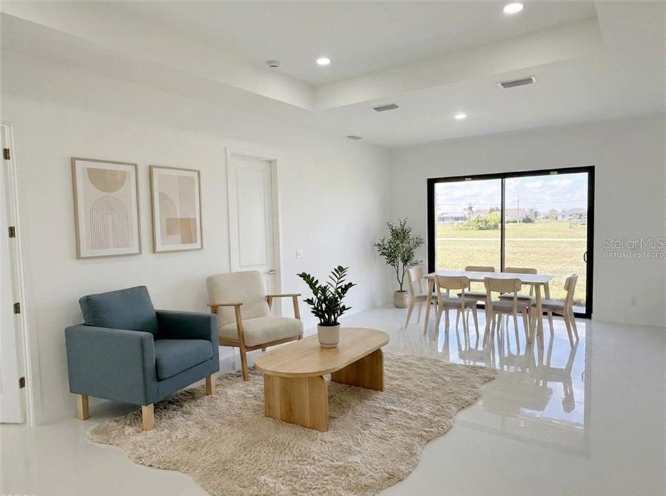 En Venta: $396,000 (4 camas, 3 baños, 1737 Pies cuadrados)