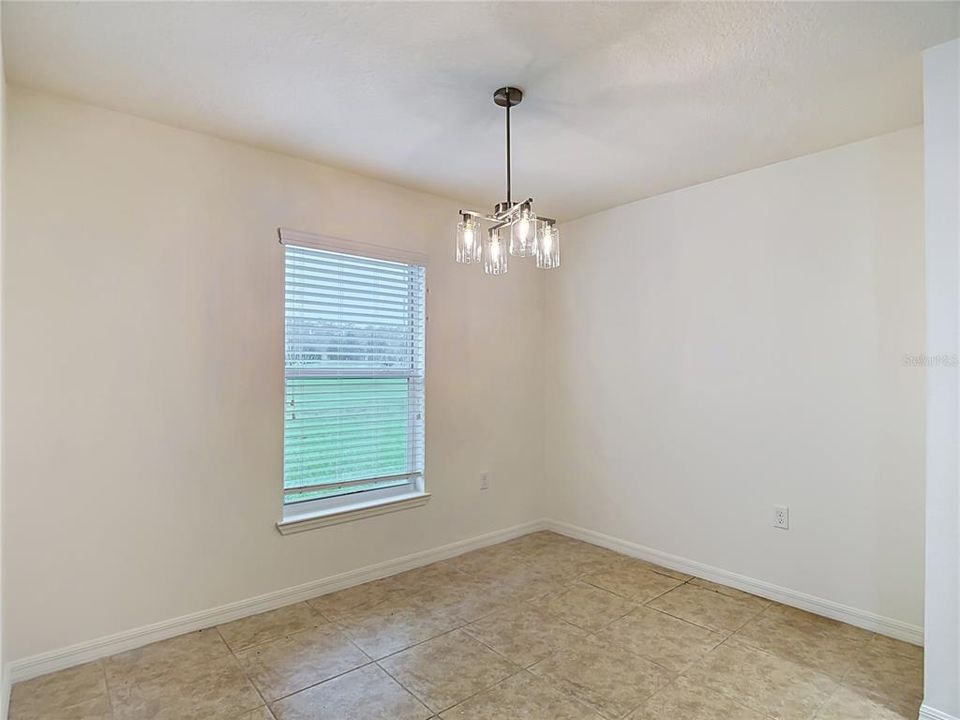 En Venta: $259,900 (3 camas, 2 baños, 1404 Pies cuadrados)
