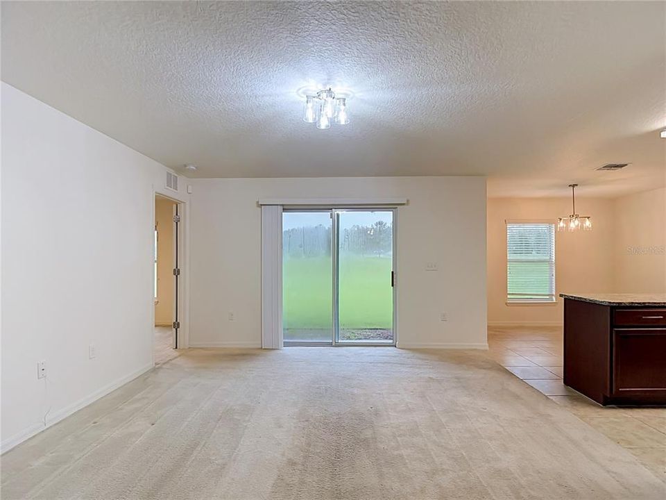 En Venta: $259,900 (3 camas, 2 baños, 1404 Pies cuadrados)