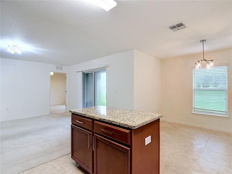 En Venta: $259,900 (3 camas, 2 baños, 1404 Pies cuadrados)