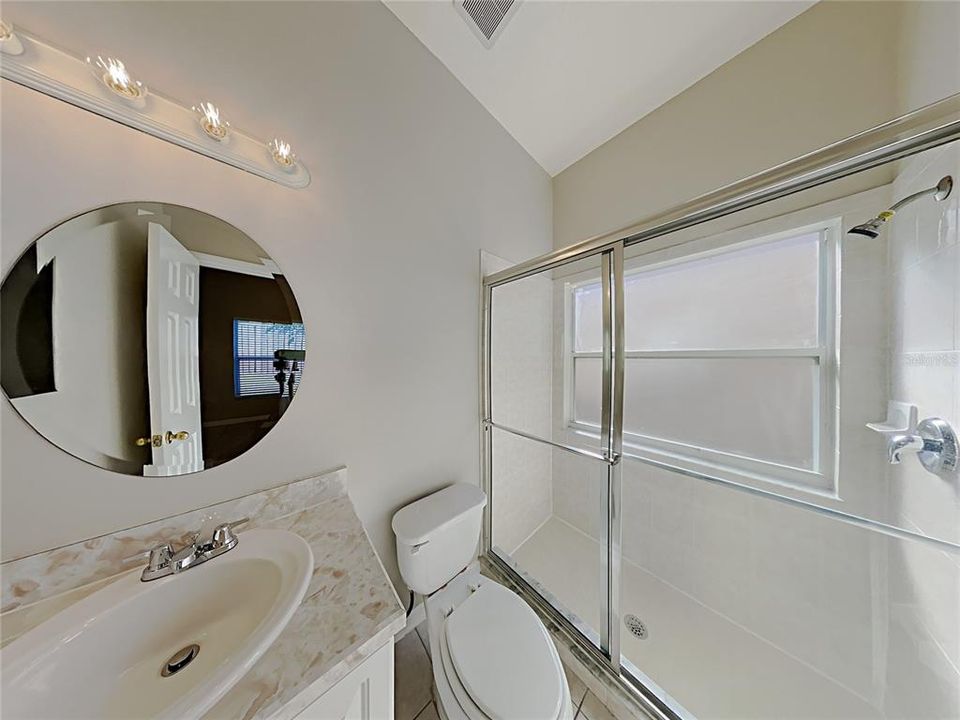 For Sale: $335,000 (3 beds, 2 baths, 1011 Square Feet)