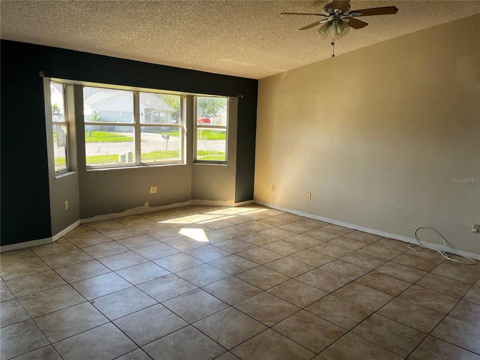 En Venta: $349,900 (3 camas, 2 baños, 1520 Pies cuadrados)