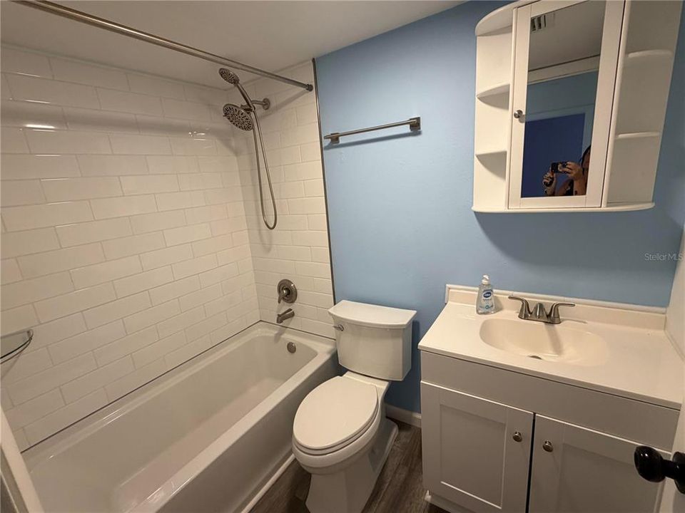 В аренду: $1,700 (2 спален, 2 ванн, 864 Квадратных фут)