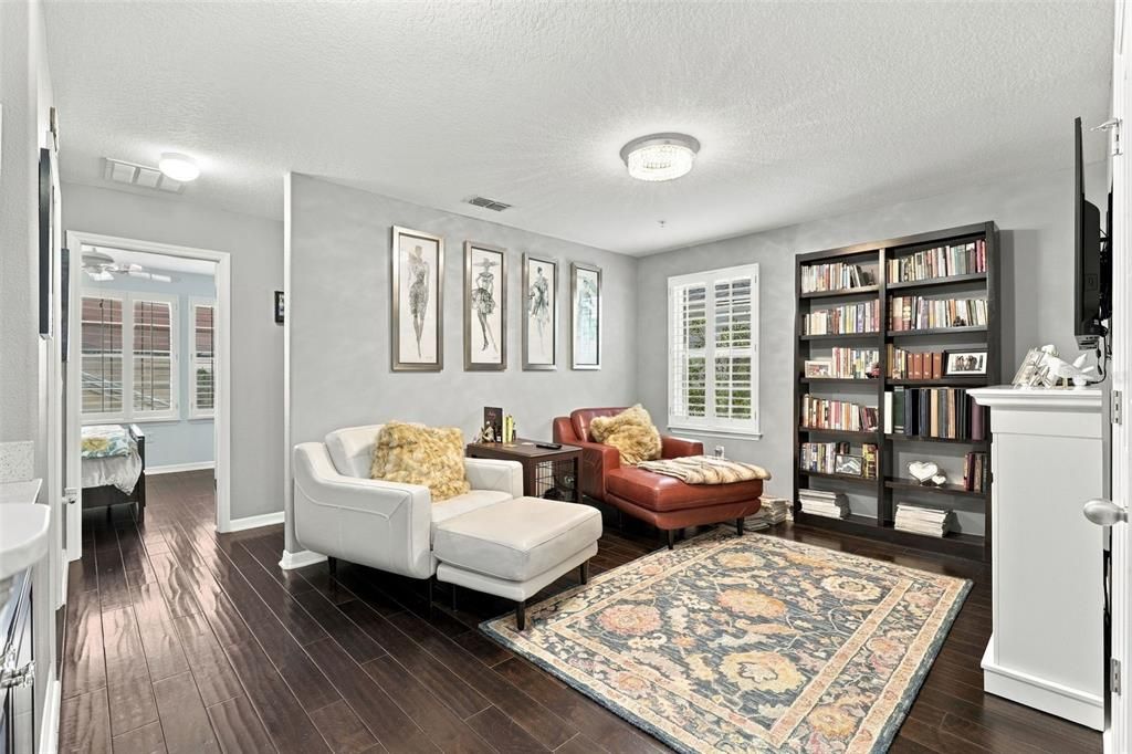 For Sale: $745,000 (3 beds, 3 baths, 2021 Square Feet)