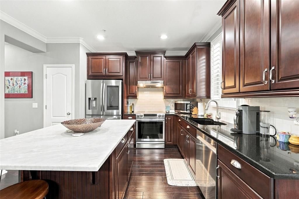 For Sale: $745,000 (3 beds, 3 baths, 2021 Square Feet)