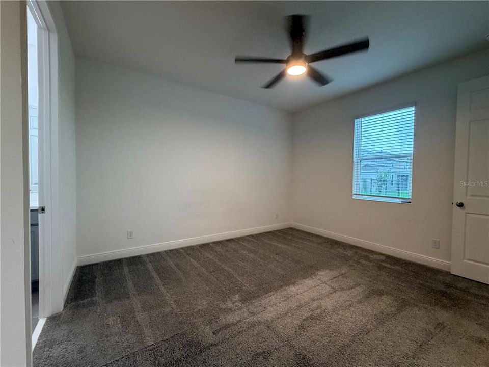 En Venta: $486,000 (4 camas, 2 baños, 1910 Pies cuadrados)