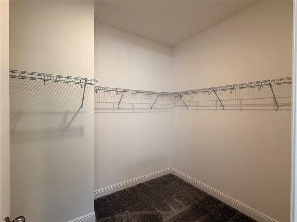 En Venta: $486,000 (4 camas, 2 baños, 1910 Pies cuadrados)
