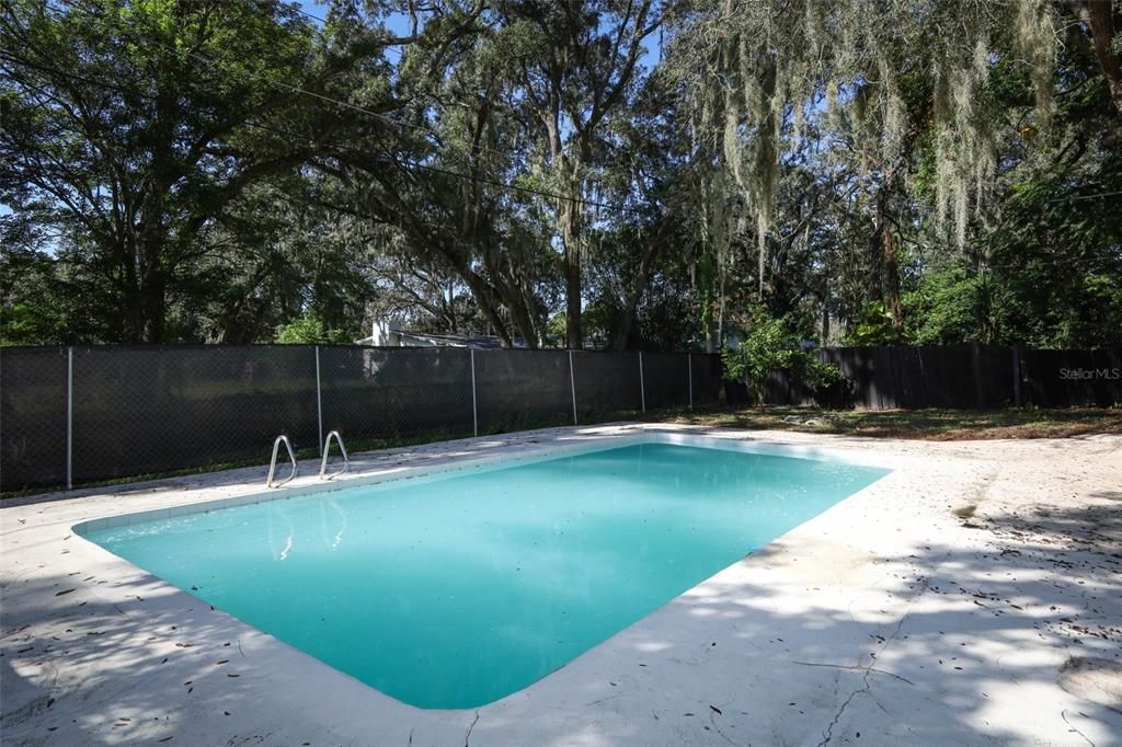 En Venta: $299,900 (3 camas, 2 baños, 1404 Pies cuadrados)