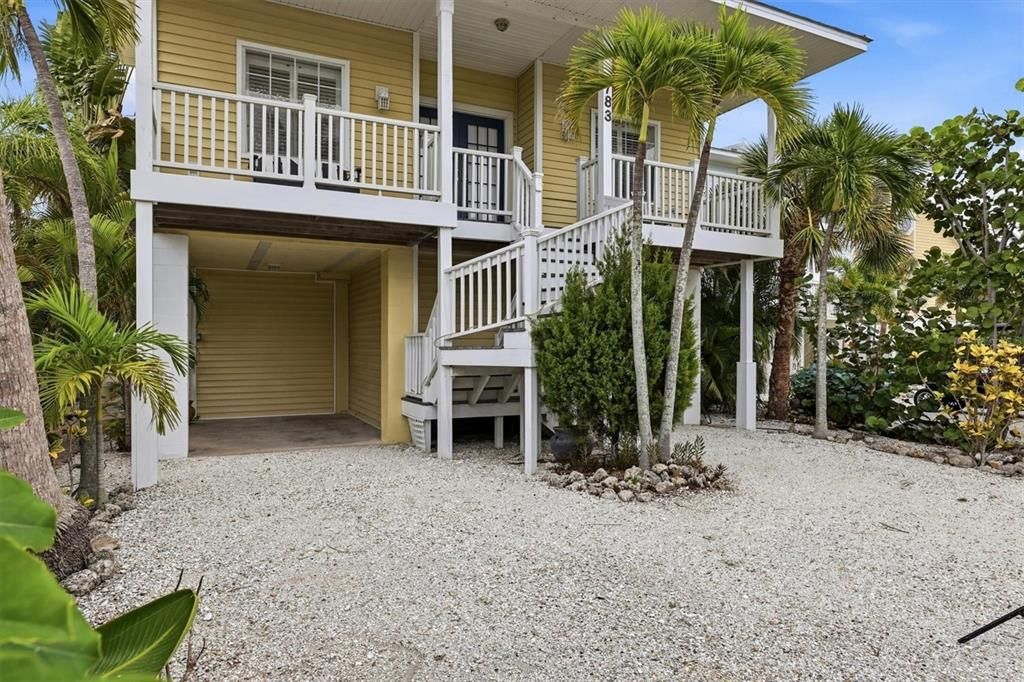 En Venta: $1,999,000 (3 camas, 2 baños, 1984 Pies cuadrados)