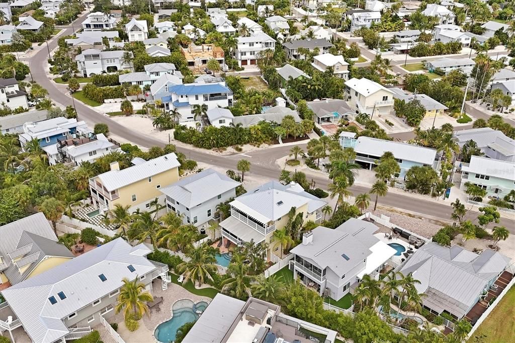 En Venta: $1,999,000 (3 camas, 2 baños, 1984 Pies cuadrados)