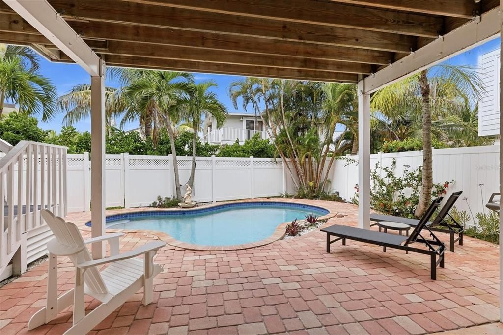 En Venta: $1,999,000 (3 camas, 2 baños, 1984 Pies cuadrados)