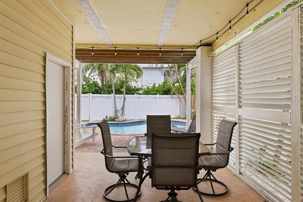 En Venta: $1,999,000 (3 camas, 2 baños, 1984 Pies cuadrados)