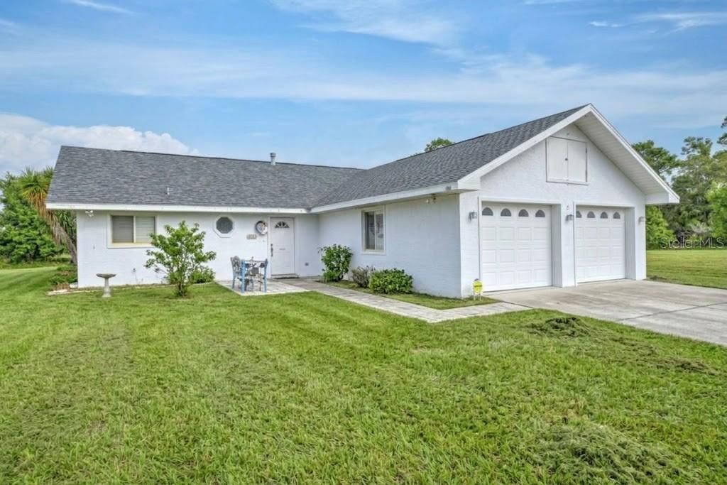 На продажу: $199,900 (2 спален, 2 ванн, 1344 Квадратных фут)