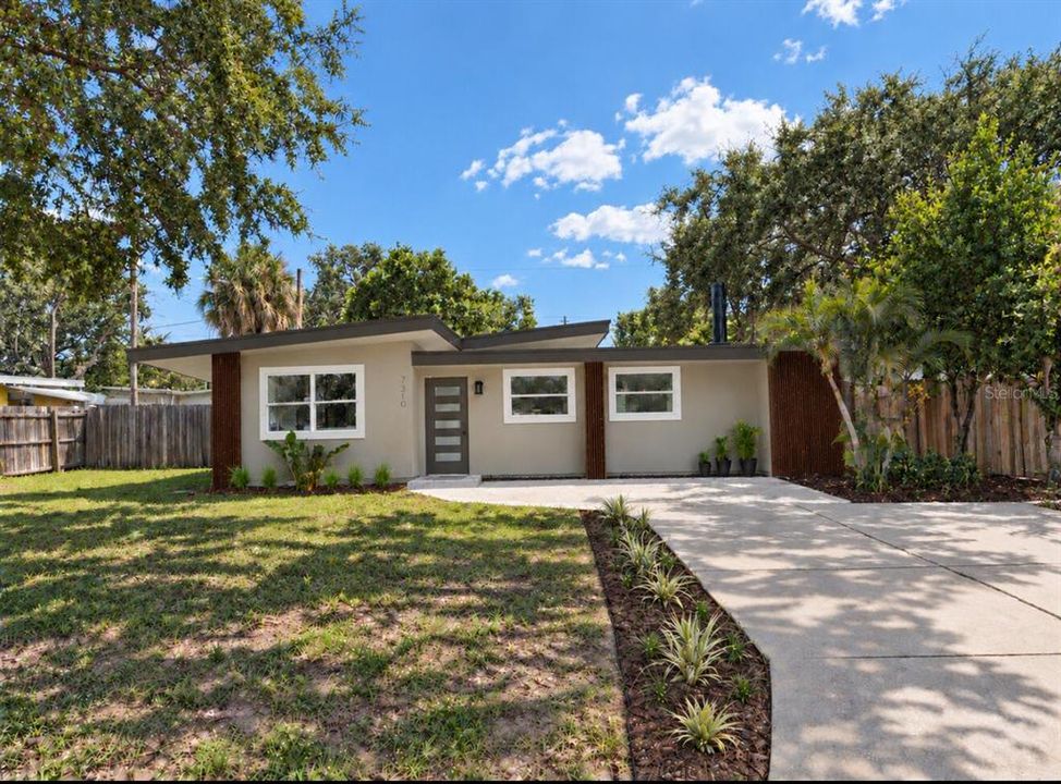For Sale: $615,000 (3 beds, 2 baths, 1841 Square Feet)