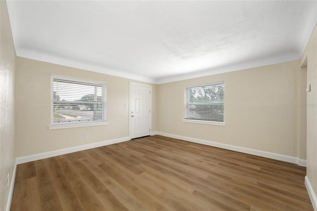 En Venta: $299,000 (3 camas, 1 baños, 1212 Pies cuadrados)