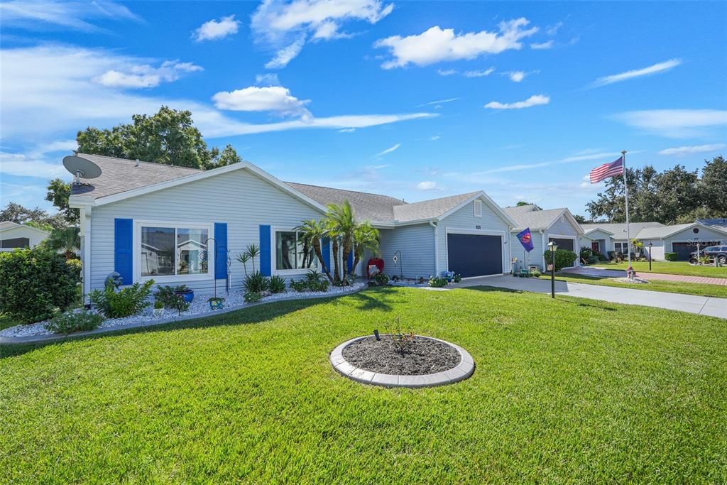 待售: $295,000 (2 贝兹, 2 浴室, 1841 平方英尺)