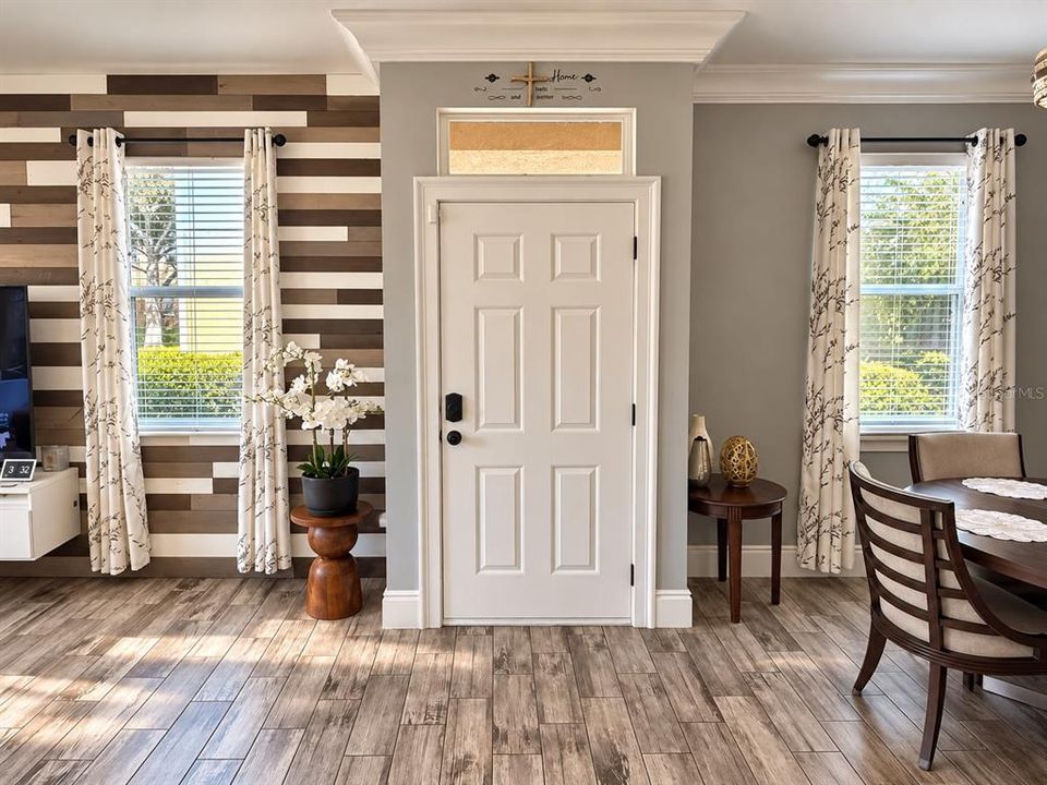 For Sale: $279,900 (3 beds, 2 baths, 1768 Square Feet)