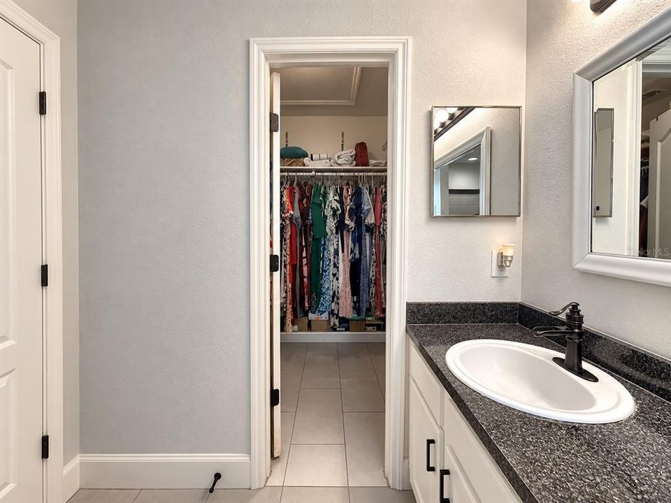 For Sale: $279,900 (3 beds, 2 baths, 1768 Square Feet)