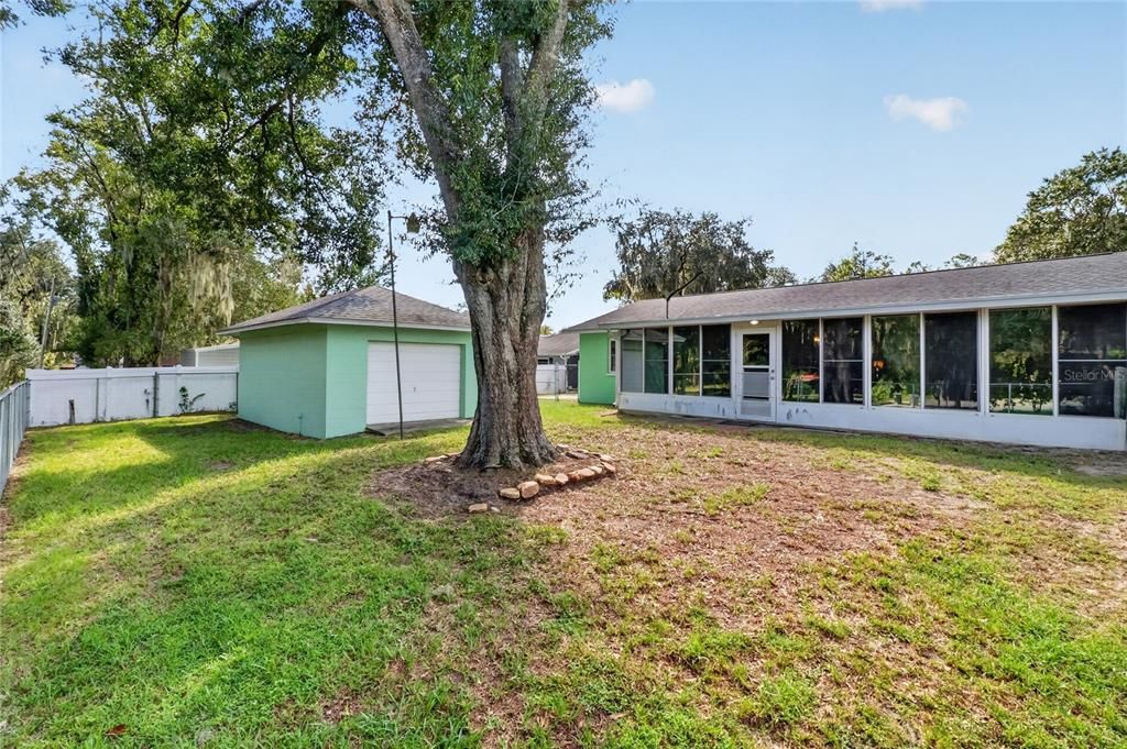 Activo con contrato: $275,000 (3 camas, 2 baños, 1408 Pies cuadrados)