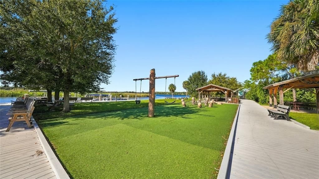 En Venta: $425,000 (3 camas, 2 baños, 1302 Pies cuadrados)