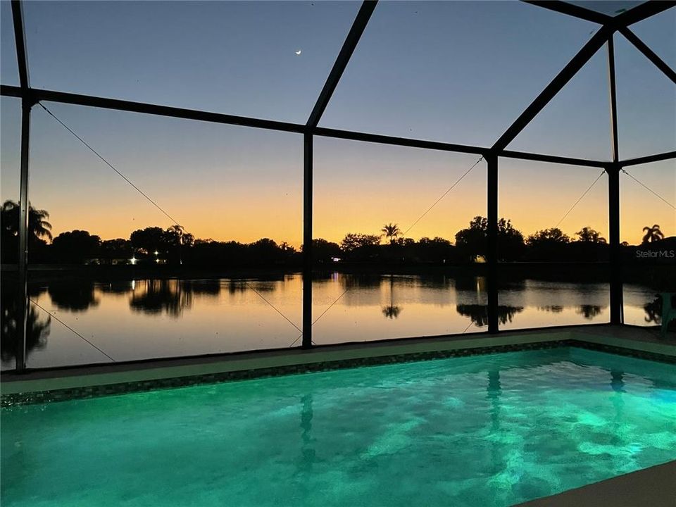 En Venta: $425,000 (3 camas, 2 baños, 1302 Pies cuadrados)