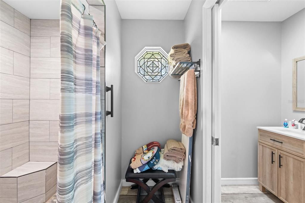 For Sale: $419,900 (4 beds, 3 baths, 2604 Square Feet)