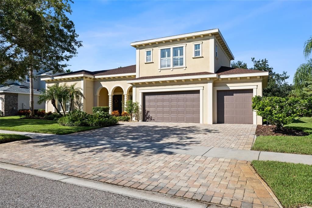 For Sale: $1,050,000 (4 beds, 4 baths, 3843 Square Feet)
