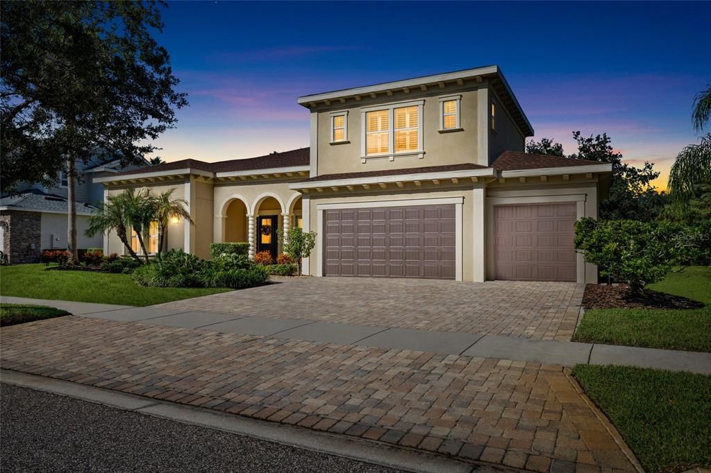 For Sale: $1,050,000 (4 beds, 4 baths, 3843 Square Feet)