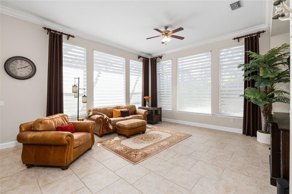 For Sale: $1,050,000 (4 beds, 4 baths, 3843 Square Feet)