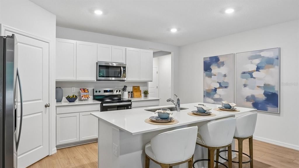 En Venta: $359,070 (4 camas, 2 baños, 1828 Pies cuadrados)