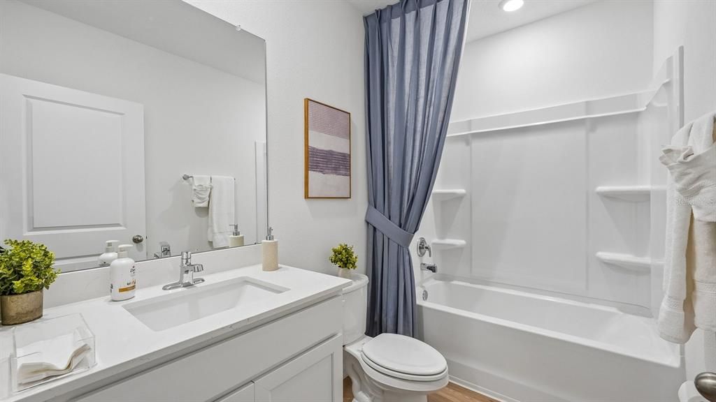 En Venta: $359,070 (4 camas, 2 baños, 1828 Pies cuadrados)