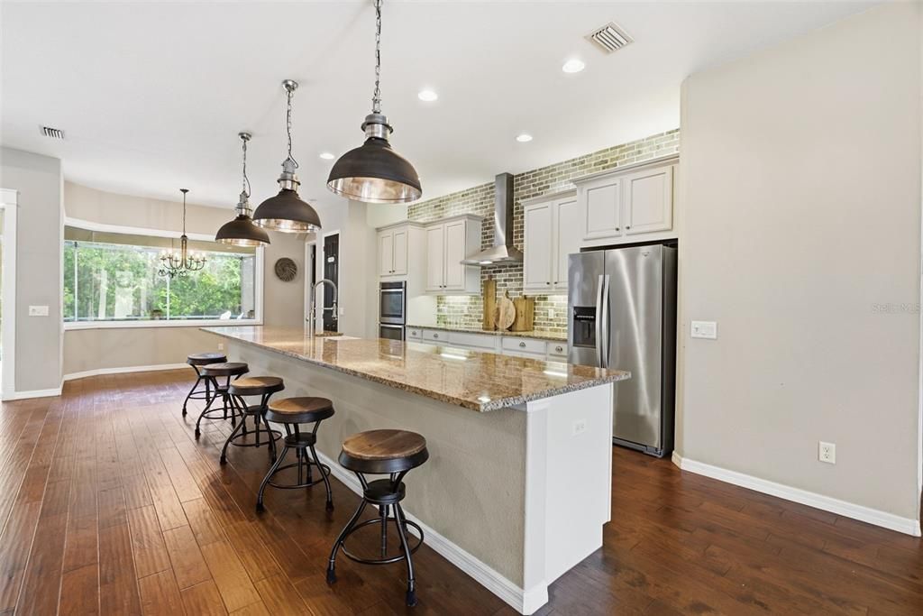 For Sale: $770,000 (3 beds, 3 baths, 2581 Square Feet)
