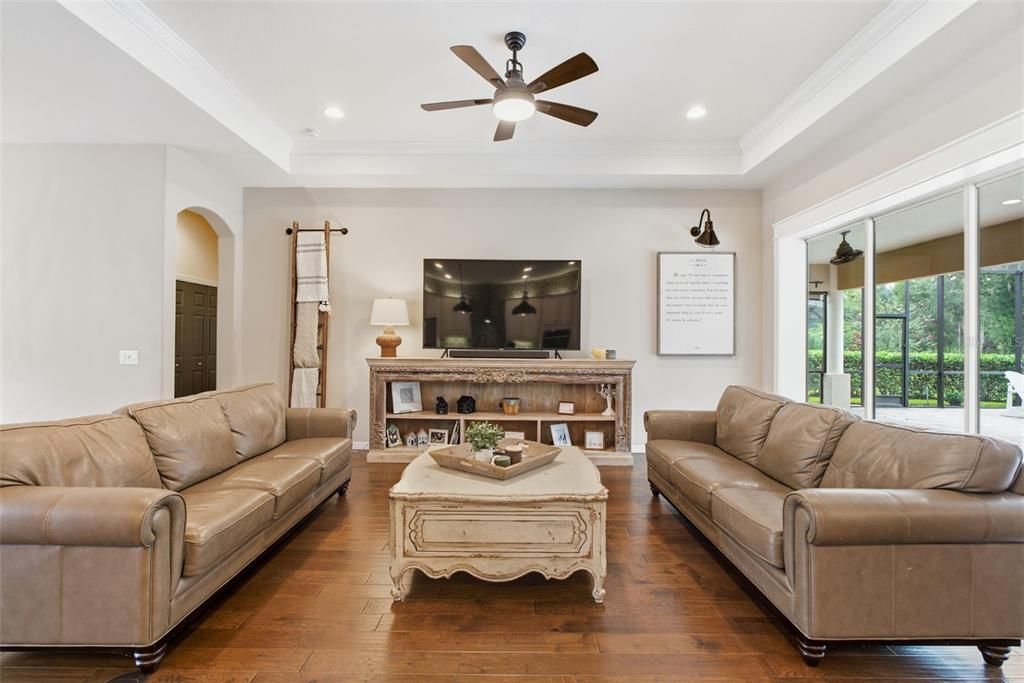 For Sale: $770,000 (3 beds, 3 baths, 2581 Square Feet)