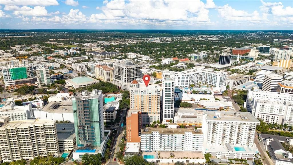 En Venta: $1,249,000 (2 camas, 2 baños, 2232 Pies cuadrados)