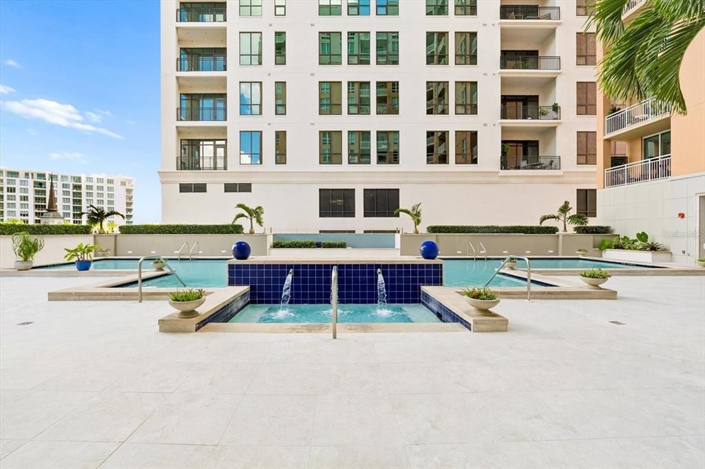 En Venta: $1,249,000 (2 camas, 2 baños, 2232 Pies cuadrados)