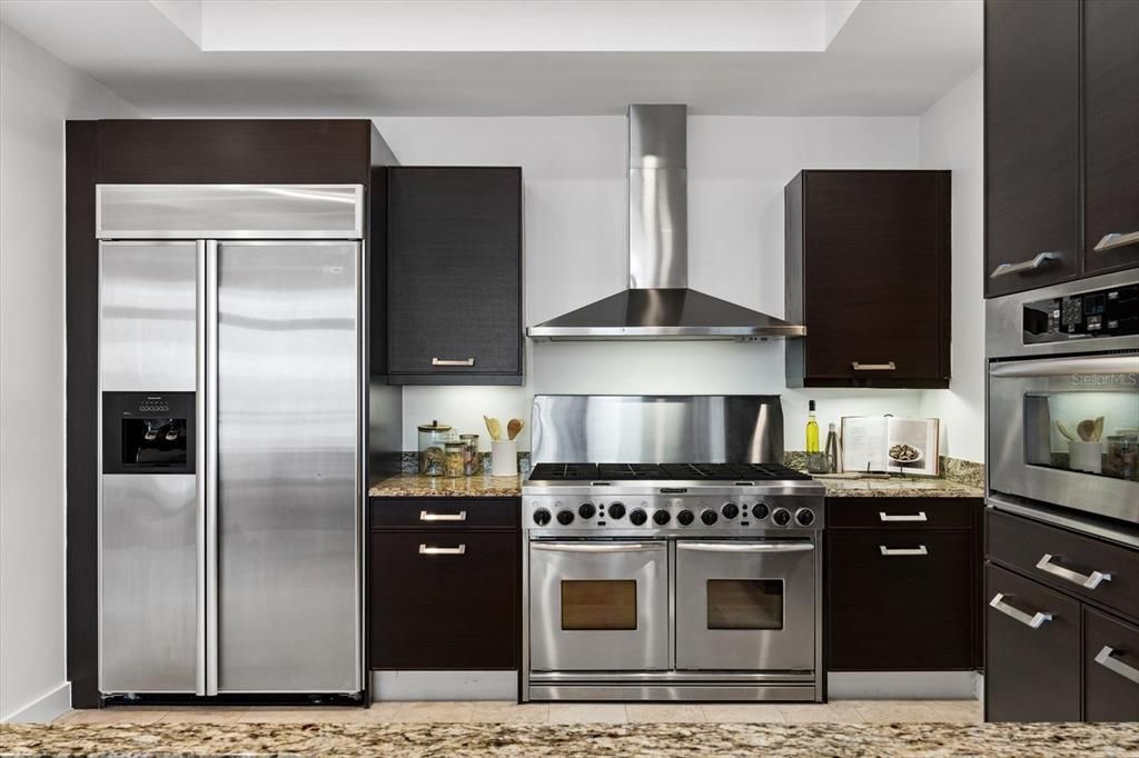 En Venta: $1,249,000 (2 camas, 2 baños, 2232 Pies cuadrados)
