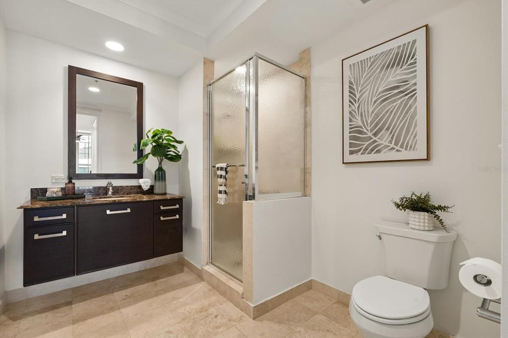 En Venta: $1,249,000 (2 camas, 2 baños, 2232 Pies cuadrados)