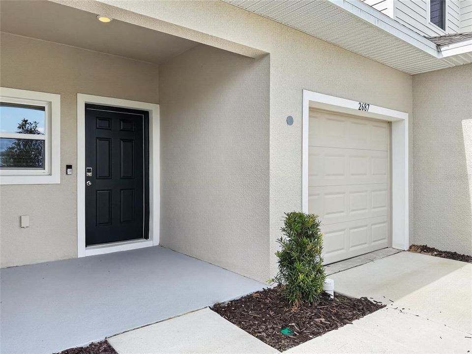 For Rent: $2,600 (3 beds, 2 baths, 1285 Square Feet)