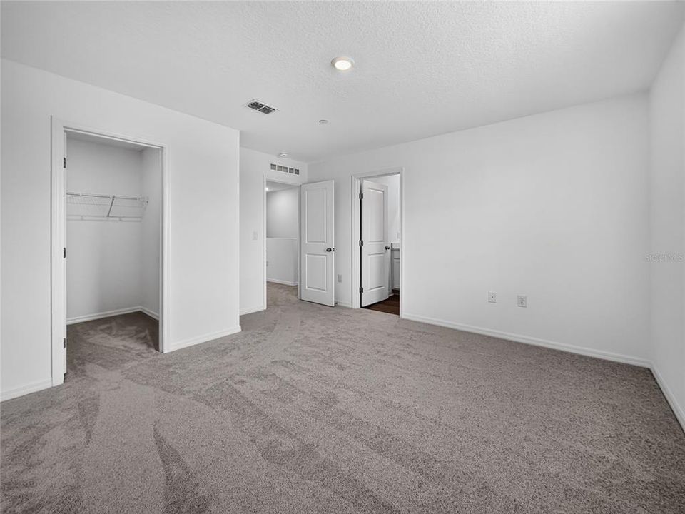 For Rent: $2,600 (3 beds, 2 baths, 1285 Square Feet)