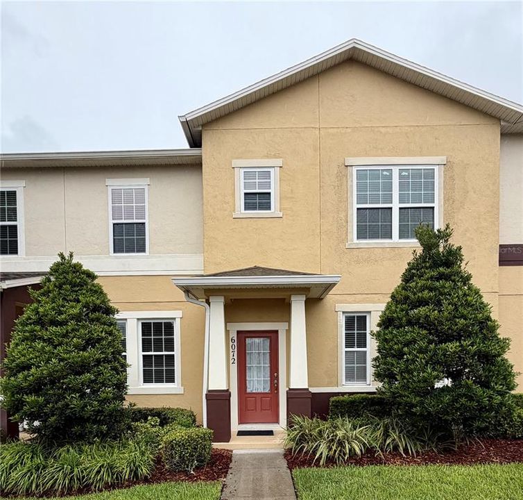 For Rent: $2,350 (3 beds, 2 baths, 1574 Square Feet)