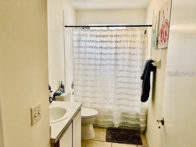 En Venta: $270,000 (3 camas, 2 baños, 1381 Pies cuadrados)