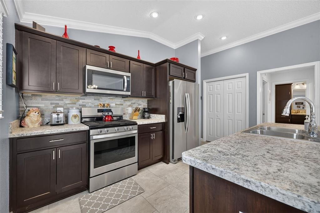 En Venta: $359,000 (3 camas, 2 baños, 1484 Pies cuadrados)