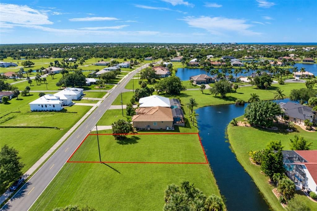 En Venta: $39,000 (0.22 acres)